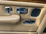 1996 Rolls-Royce Silver Spur IV Sedan for sale, Japanese used car export - photo 31 of 55 | GULJI TRADERS