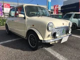1998 Rover Mini Paul Smith White Sedan for sale, Japanese used car export - photo 8 of 42 | GULJI TRADERS
