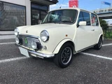 1998 Rover Mini Paul Smith White Sedan for sale, Japanese used car export - photo 9 of 42 | GULJI TRADERS