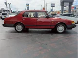 1990 Saab 900 Series 900i16, authorized Western dealer vehicle, one owner. Red Sedan for sale, Japanese used car export - photo 4 of 42 | GULJI TRADERS