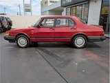 1990 Saab 900 Series 900i16, authorized Western dealer vehicle, one owner. Red Sedan for sale, Japanese used car export - photo 8 of 42 | GULJI TRADERS