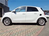 2015 Smart ForFour Smart Forfour Passion White Sedan for sale, Japanese used car export - photo 6 of 49 | GULJI TRADERS