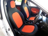 2015 Smart ForFour Smart Forfour Passion White Sedan for sale, Japanese used car export - photo 13 of 49 | GULJI TRADERS