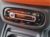 2016 Smart ForFour Passion Twinamic Black Sedan for sale, Japanese used car export - photo 23 of 37 | GULJI TRADERS