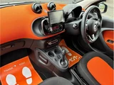 2016 Smart ForFour passion White Sedan for sale, Japanese used car export - photo 24 of 41 | GULJI TRADERS