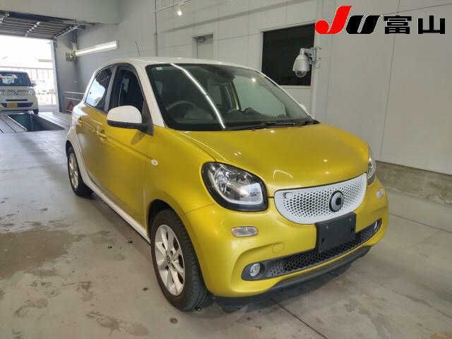 2016 Smart ForFour - photo 1 2016 Smart ForFour Yellow Sedan for sale, Japanese used car export - photo 1 of 6 | GULJI TRADERS