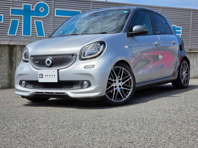 2017 Smart ForFour Brabus Exclusive Twinamic - photo 1 2017 Smart ForFour Brabus Exclusive Twinamic Silver Sedan for sale, Japanese used car export | GULJI TRADERS