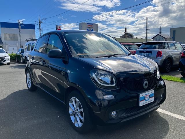 2017 Smart ForFour Passion Tynamic Black Sedan for sale, Japanese used car export - photo 1 of 44 | GULJI TRADERS