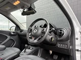 2017 Smart ForFour smart White Sedan for sale, Japanese used car export - photo 5 of 24 | GULJI TRADERS