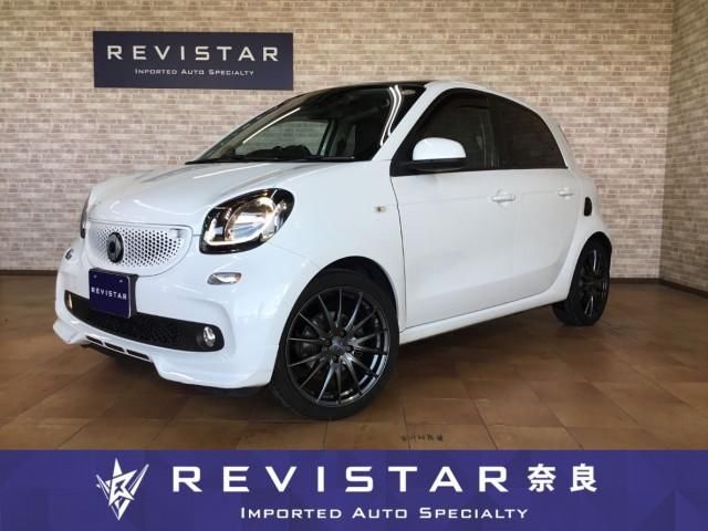 2018 Smart ForFour BRABUS sports black leather bag - photo 1 2018 Smart ForFour BRABUS sports black leather bag White Sedan for sale, Japanese used car export | GULJI TRADERS