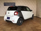 2018 Smart ForFour BRABUS Exclusive Panorama White Sedan for sale, Japanese used car export - photo 2 of 9 | GULJI TRADERS