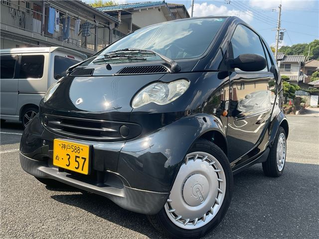 2005 Smart ForTwo - photo 1 2005 Smart ForTwo Sedan for sale, Japanese used car export - photo 1 of 67 | GULJI TRADERS