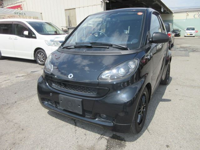 2012 Smart ForTwo Coupe mhd Coupe for sale, Japanese used car export - photo 1 of 23 | GULJI TRADERS