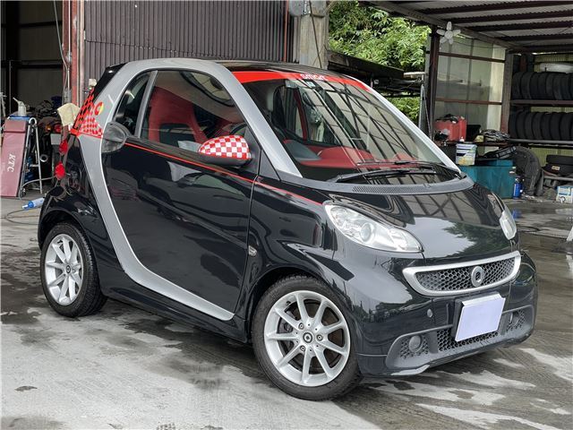 2012 Smart ForTwo mhd - photo 1 2012 Smart ForTwo mhd Sedan for sale, Japanese used car export - photo 1 of 18 | GULJI TRADERS