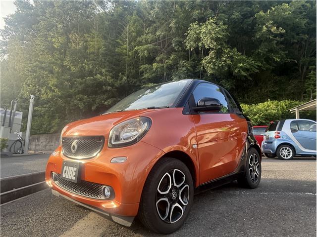 2015 Smart ForTwo Sedan for sale, Japanese used car export - photo 1 of 21 | GULJI TRADERS