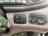 1992 Subaru Alcyone SVX 3.3 4WD Sedan for sale, Japanese used car export - photo 17 of 45 | GULJI TRADERS