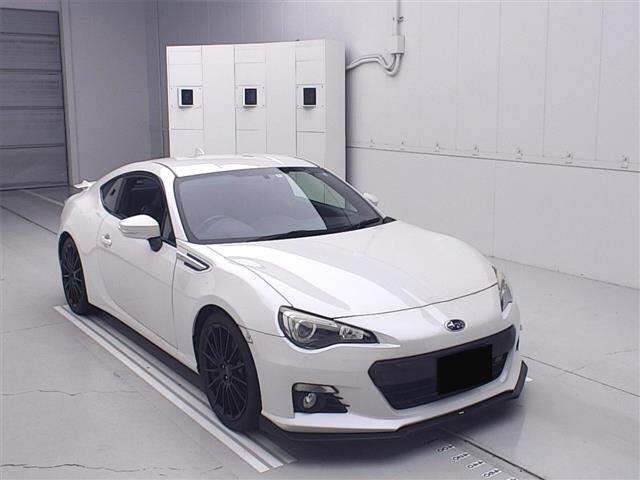 2014 Subaru BRZ tS Sedan for sale, Japanese used car export - photo 1 of 11 | GULJI TRADERS