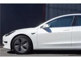 2020 Tesla Model 3 Standard Range Plus White Sedan for sale, Japanese used car export - photo 37 of 61 | GULJI TRADERS