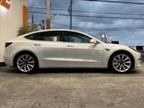 2020 Tesla Model 3 Long-range Glass roof Black leather 19-inch alloy wheels ETC Pearl Sedan for sale, Japanese used car export - photo 12 of 49 | GULJI TRADERS