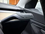 2020 Tesla Model 3 Long-range Glass roof Black leather 19-inch alloy wheels ETC Pearl Sedan for sale, Japanese used car export - photo 30 of 49 | GULJI TRADERS