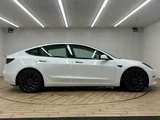 2021 Tesla Model 3 Pearl Sedan for sale, Japanese used car export - photo 18 of 20 | GULJI TRADERS
