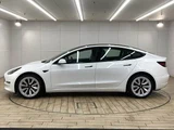 2021 Tesla Model 3 Long range White Sedan for sale, Japanese used car export - photo 17 of 20 | GULJI TRADERS