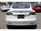 2021 Tesla Model 3 Standard Plus RWD White Sedan for sale, Japanese used car export - photo 6 of 9 | GULJI TRADERS