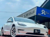 2021 Tesla Model 3 Long range Pearl Sedan for sale, Japanese used car export - photo 4 of 9 | GULJI TRADERS