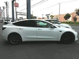 2022 Tesla Model 3 RWD 4-door Automatic 2WD 5-seater White Sedan for sale, Japanese used car export - photo 17 of 24 | GULJI TRADERS