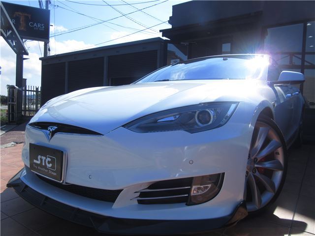2014 Tesla Model S Sedan for sale, Japanese used car export - photo 1 of 50 | GULJI TRADERS