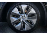2022 Tesla Model Y RWD SUV for sale, Japanese used car export - photo 41 of 80 | GULJI TRADERS