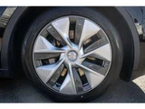 2022 Tesla Model Y RWD SUV for sale, Japanese used car export - photo 43 of 80 | GULJI TRADERS