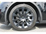 2022 Tesla Model Y RWD SUV for sale, Japanese used car export - photo 8 of 9 | GULJI TRADERS