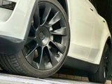 2023 Tesla Model Y RWD SUV for sale, Japanese used car export - photo 18 of 80 | GULJI TRADERS