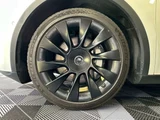 2023 Tesla Model Y RWD SUV for sale, Japanese used car export - photo 26 of 80 | GULJI TRADERS