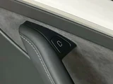 2023 Tesla Model Y RWD SUV for sale, Japanese used car export - photo 55 of 80 | GULJI TRADERS