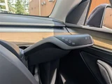 2023 Tesla Model Y RWD SUV for sale, Japanese used car export - photo 22 of 30 | GULJI TRADERS