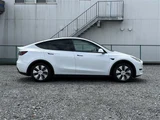 2023 Tesla Model Y RWD SUV for sale, Japanese used car export - photo 6 of 30 | GULJI TRADERS