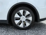 2023 Tesla Model Y RWD SUV for sale, Japanese used car export - photo 12 of 30 | GULJI TRADERS