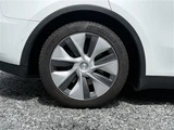 2023 Tesla Model Y RWD SUV for sale, Japanese used car export - photo 13 of 30 | GULJI TRADERS
