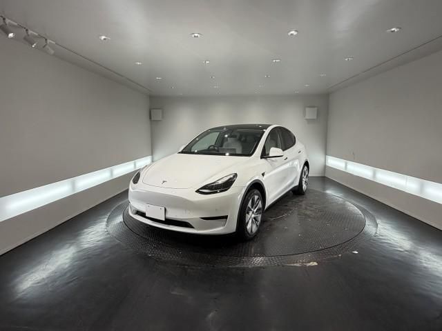 2024 Tesla Model Y Long SUV for sale, Japanese used car export - photo 1 of 9 | GULJI TRADERS
