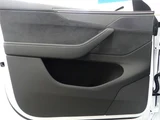 2025 Tesla Model Y Long 4WD SUV for sale, Japanese used car export - photo 26 of 49 | GULJI TRADERS