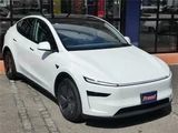 2025 Tesla Model Y Long 4WD SUV for sale, Japanese used car export - photo 44 of 49 | GULJI TRADERS