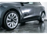 2025 Tesla Model Y SUV for sale, Japanese used car export - photo 13 of 74 | GULJI TRADERS