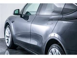 2025 Tesla Model Y SUV for sale, Japanese used car export - photo 38 of 74 | GULJI TRADERS