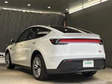 2025 Tesla Model Y Long 4WD SUV for sale, Japanese used car export - photo 2 of 24 | GULJI TRADERS