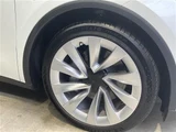 2025 Tesla Model Y Long 4WD SUV for sale, Japanese used car export - photo 13 of 24 | GULJI TRADERS