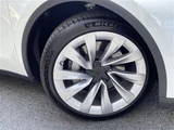 2025 Tesla Model Y Long 4WD SUV for sale, Japanese used car export - photo 18 of 23 | GULJI TRADERS
