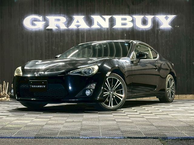 2012 Toyota 86 GT Coupe for sale, Japanese used car export - photo 1 of 77 | GULJI TRADERS