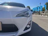 2012 Toyota 86 2.0GT White Coupe for sale, Japanese used car export - photo 12 of 17 | GULJI TRADERS